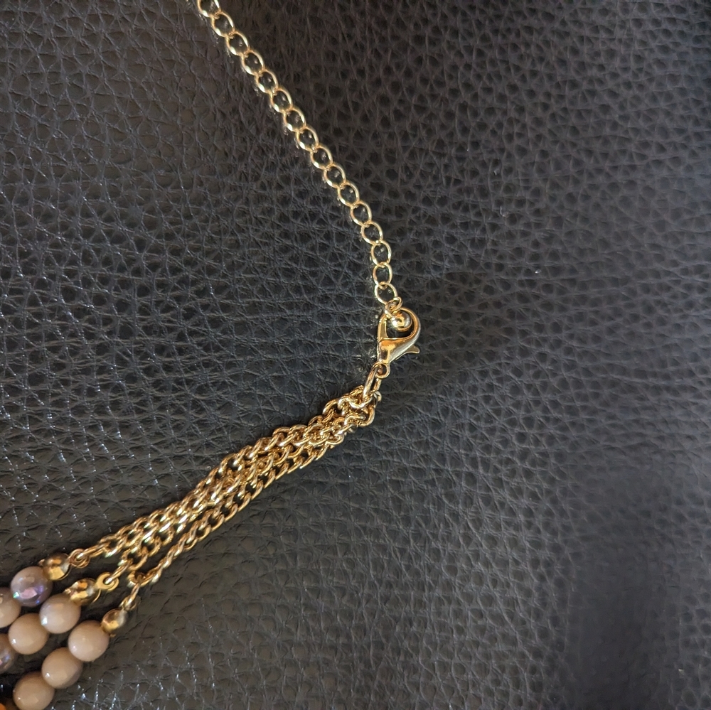 Chunky Beaded Layered Necklace - Picture 3 of 6
